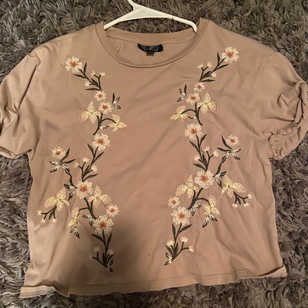 Topshop pink floral embroidered tee cropped
